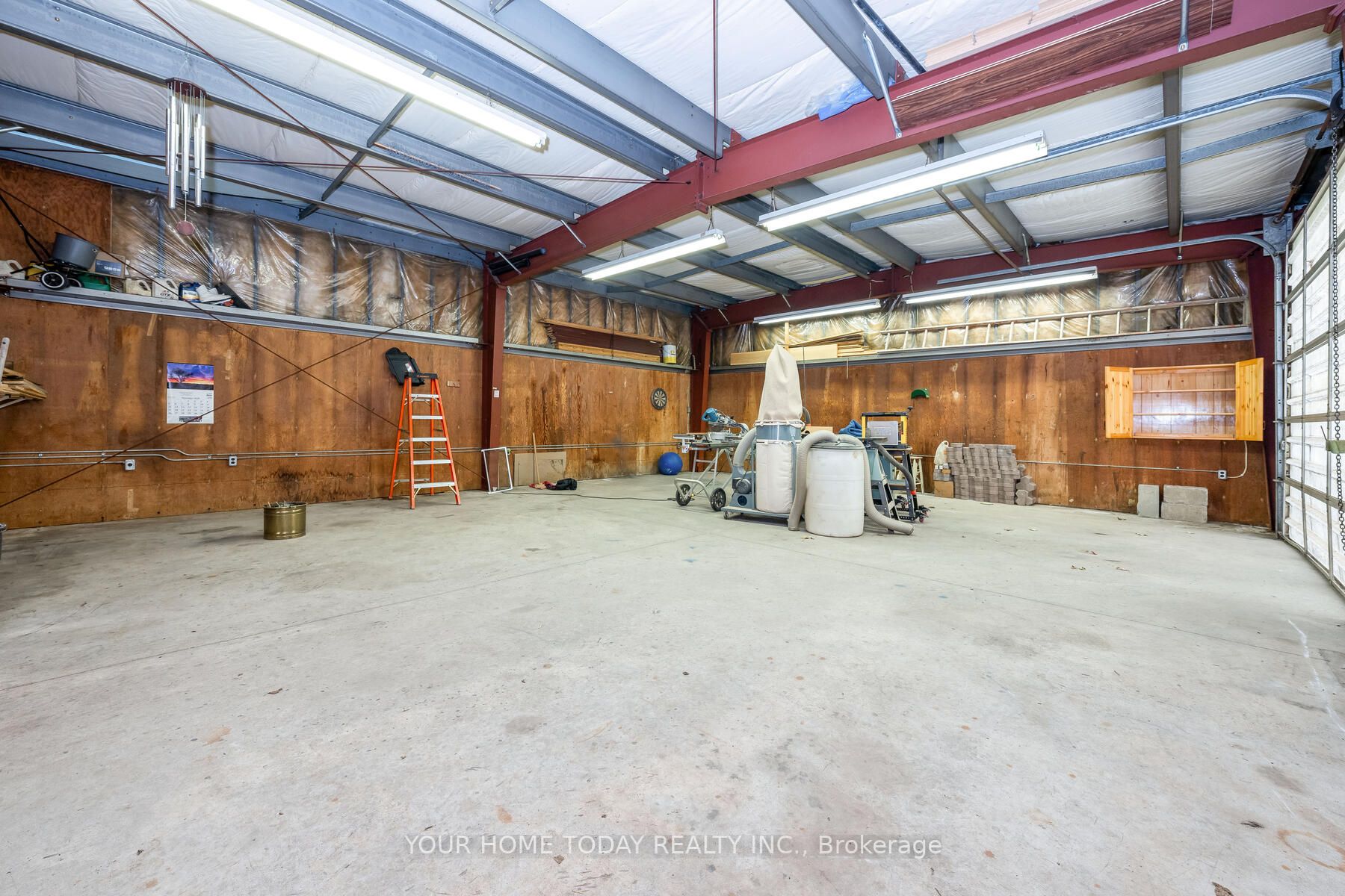 13220 10 Side Road