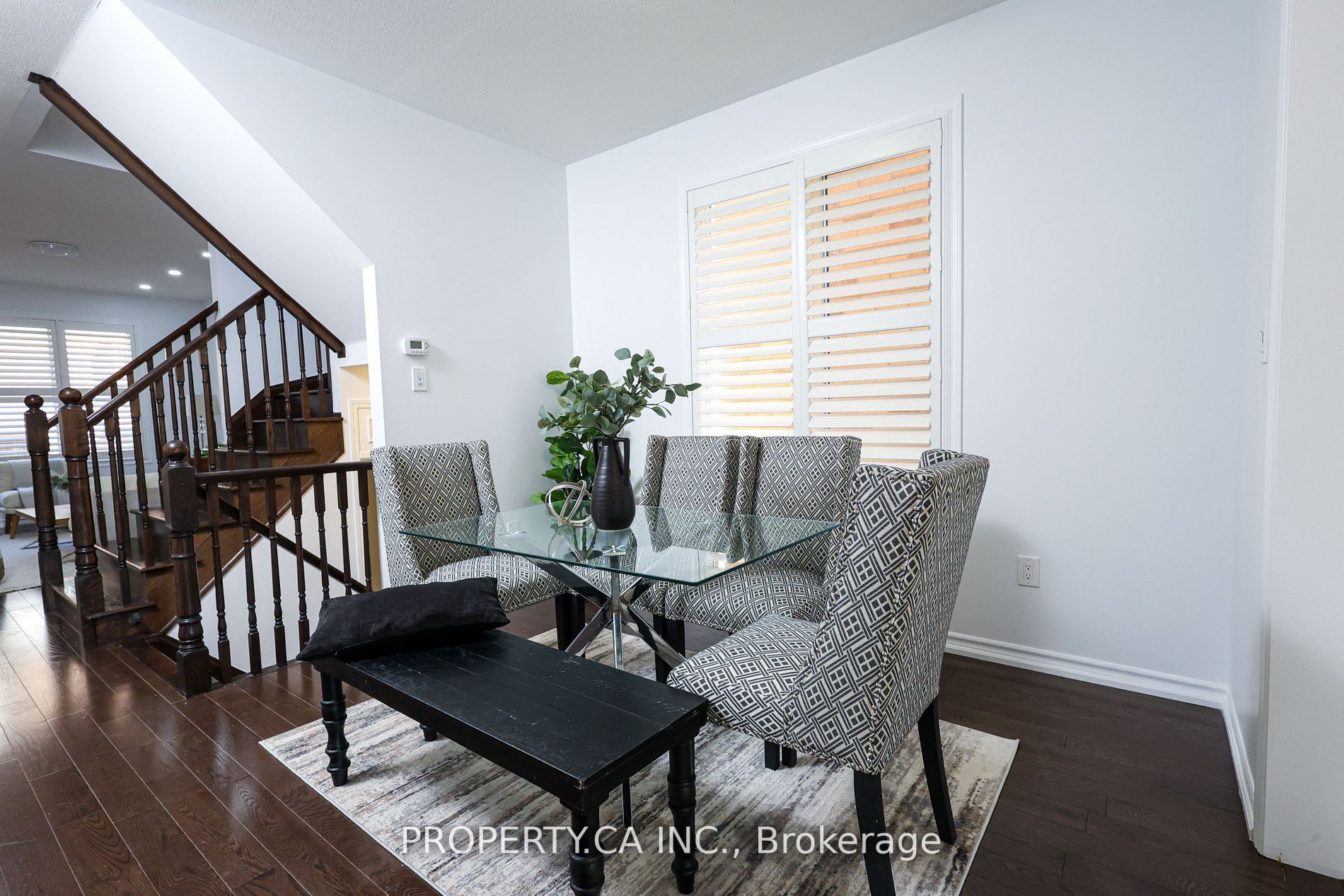 66 Stedford Cres