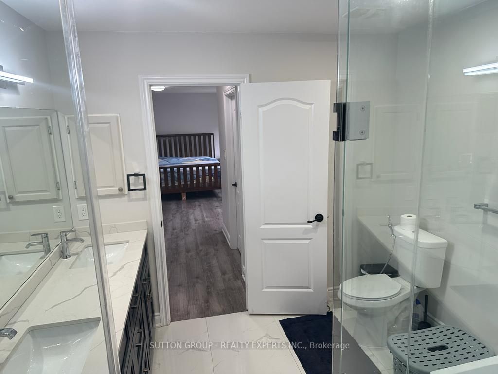 16 Bramtrail Gate