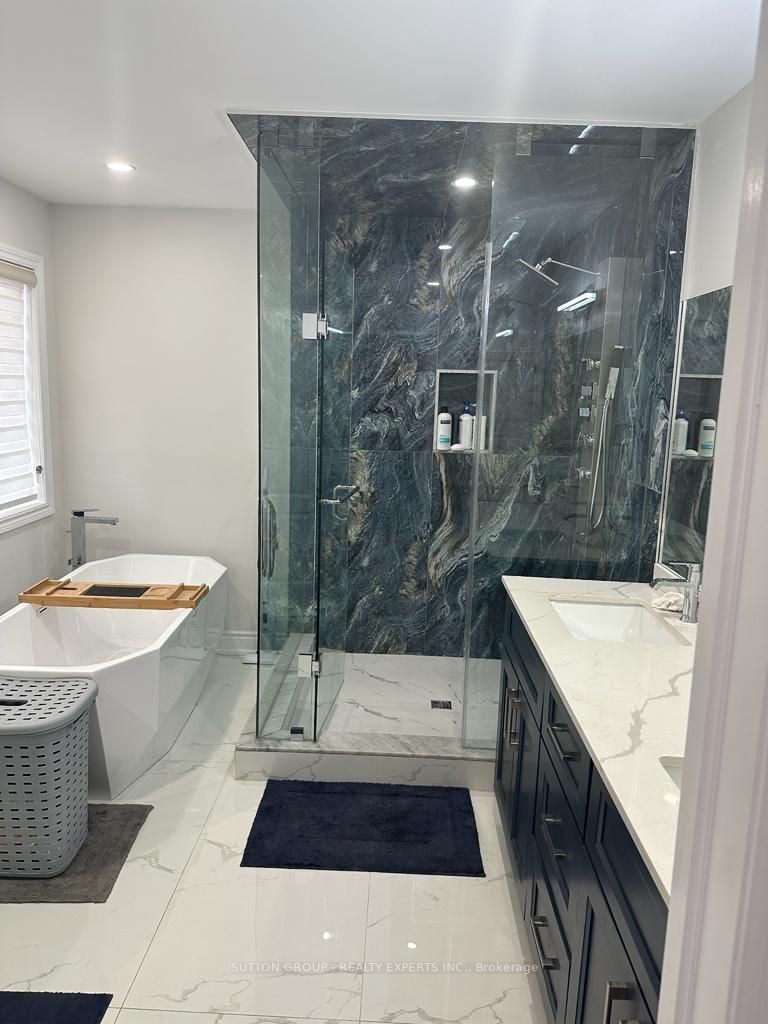 16 Bramtrail Gate