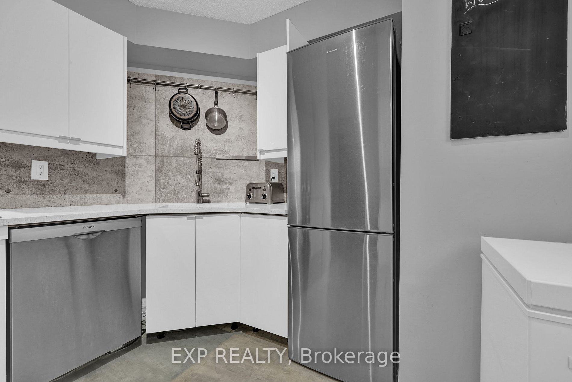 61 Markbrook Lane, #1511