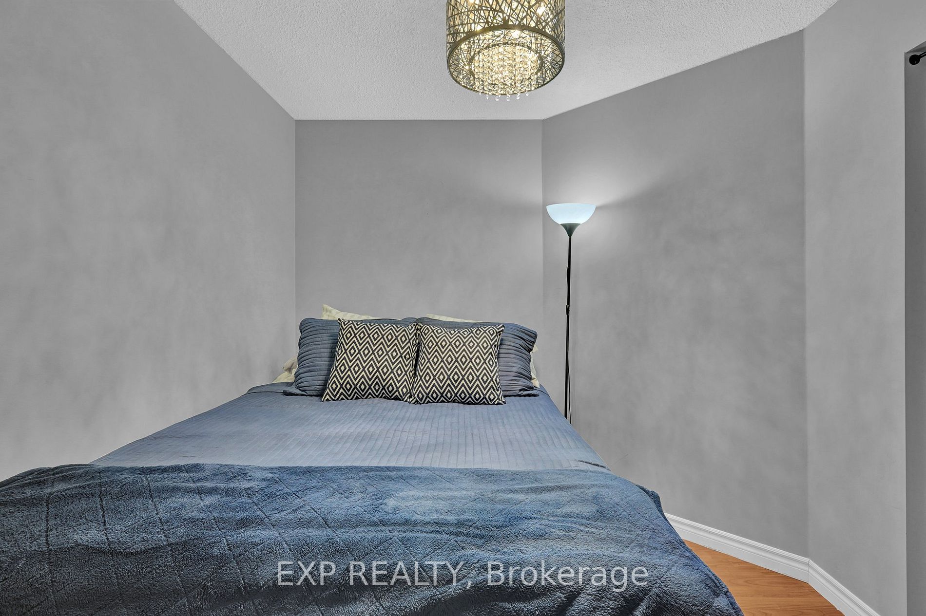 61 Markbrook Lane, #1511