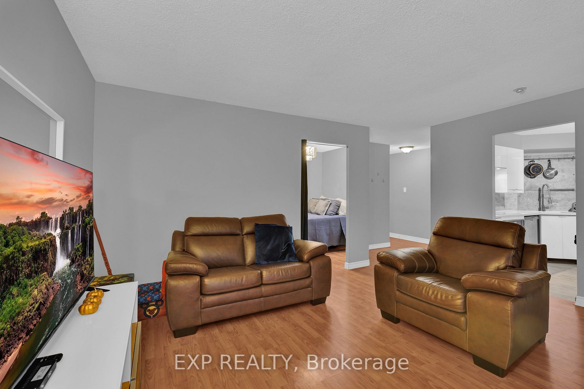 61 Markbrook Lane, #1511