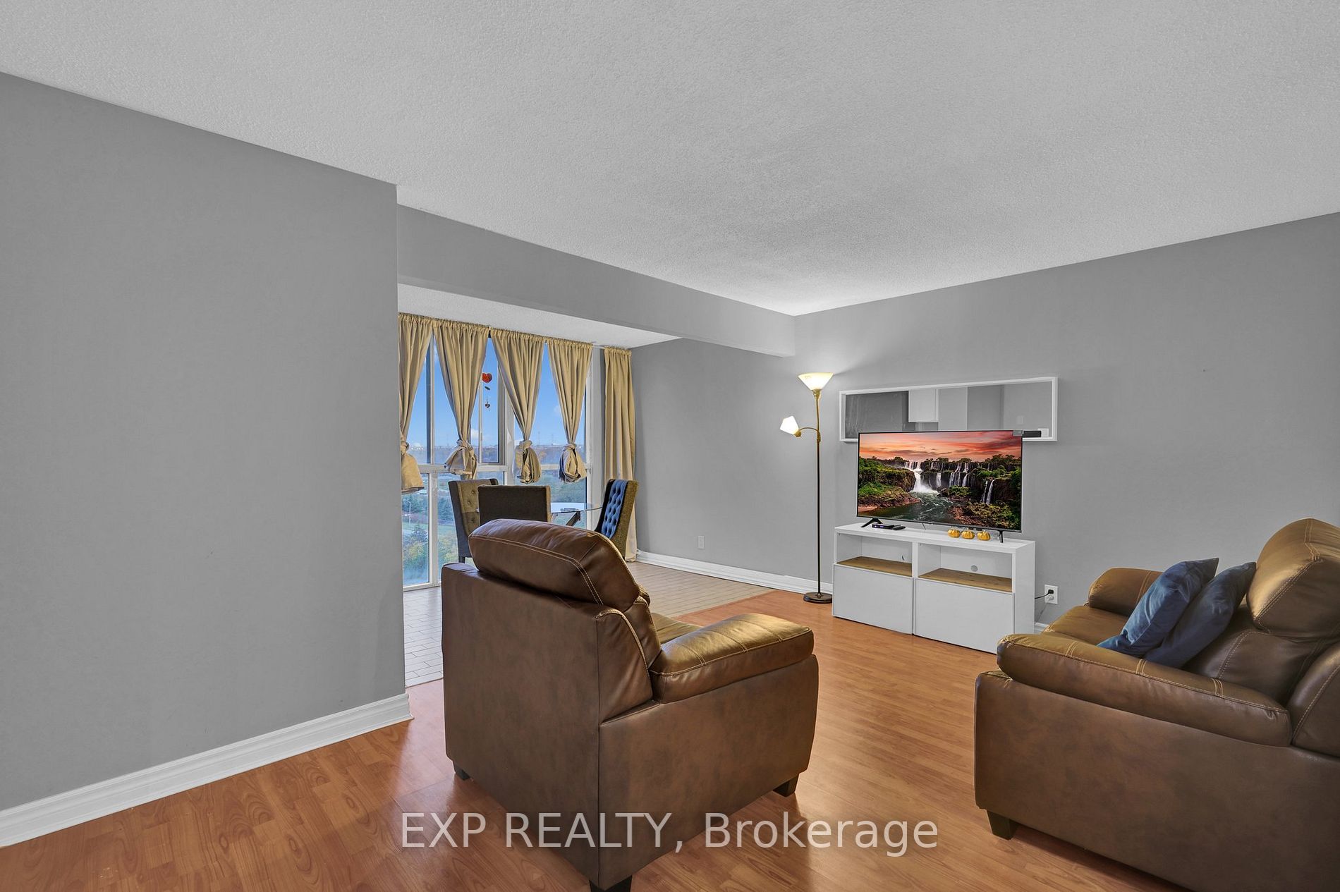 61 Markbrook Lane, #1511