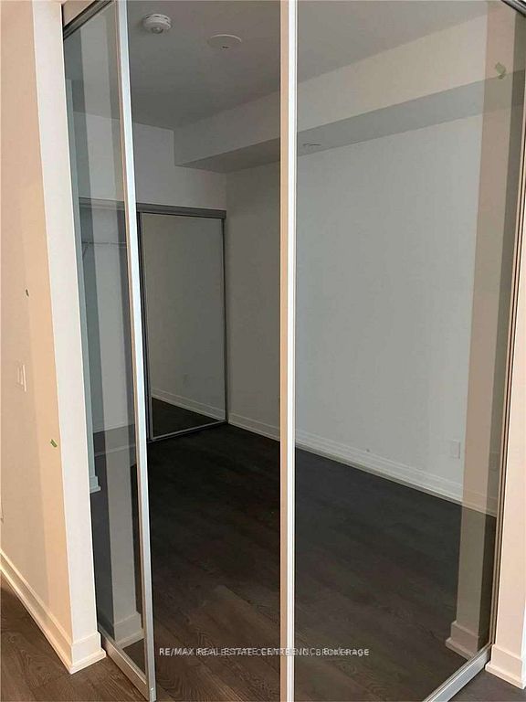 1926 Lake Shore Blvd W, #1911