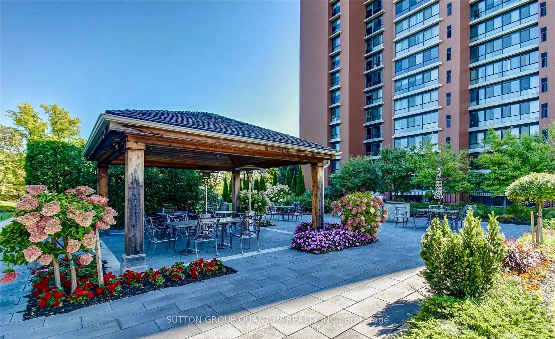 1400 Dixie Rd, #915