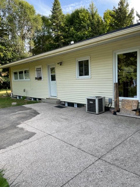 9317 Regional Road 25 Rd