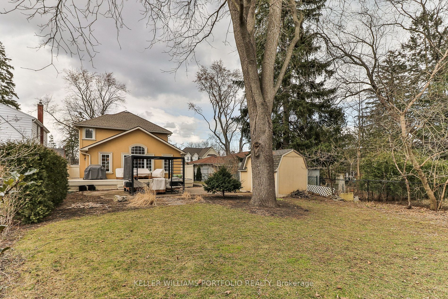 940 Shadeland Ave
