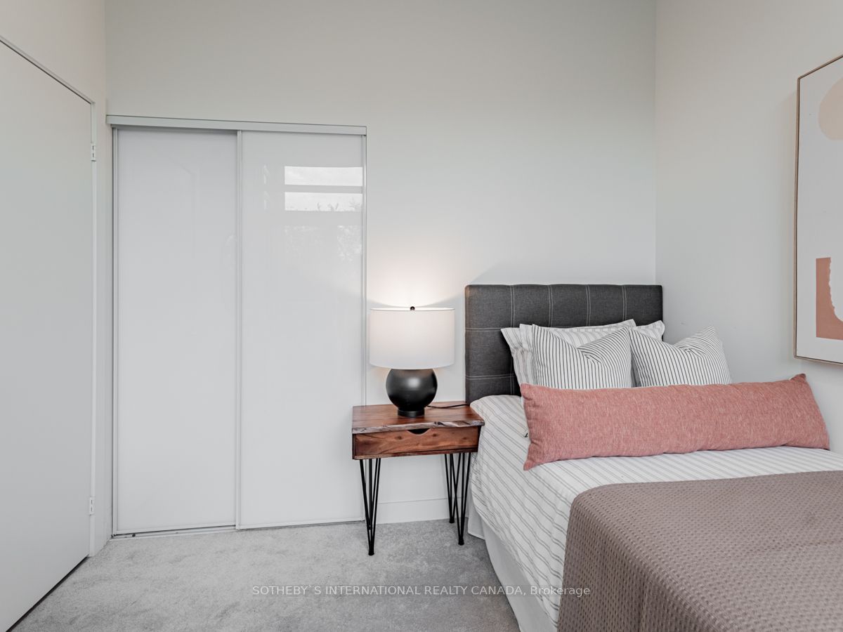 10 Wilby Crescent, #106