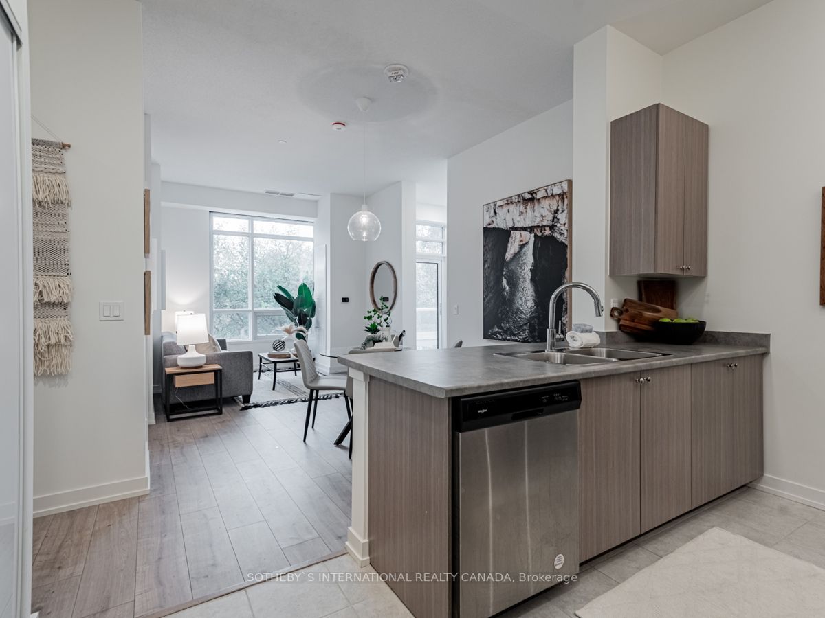 10 Wilby Crescent, #106