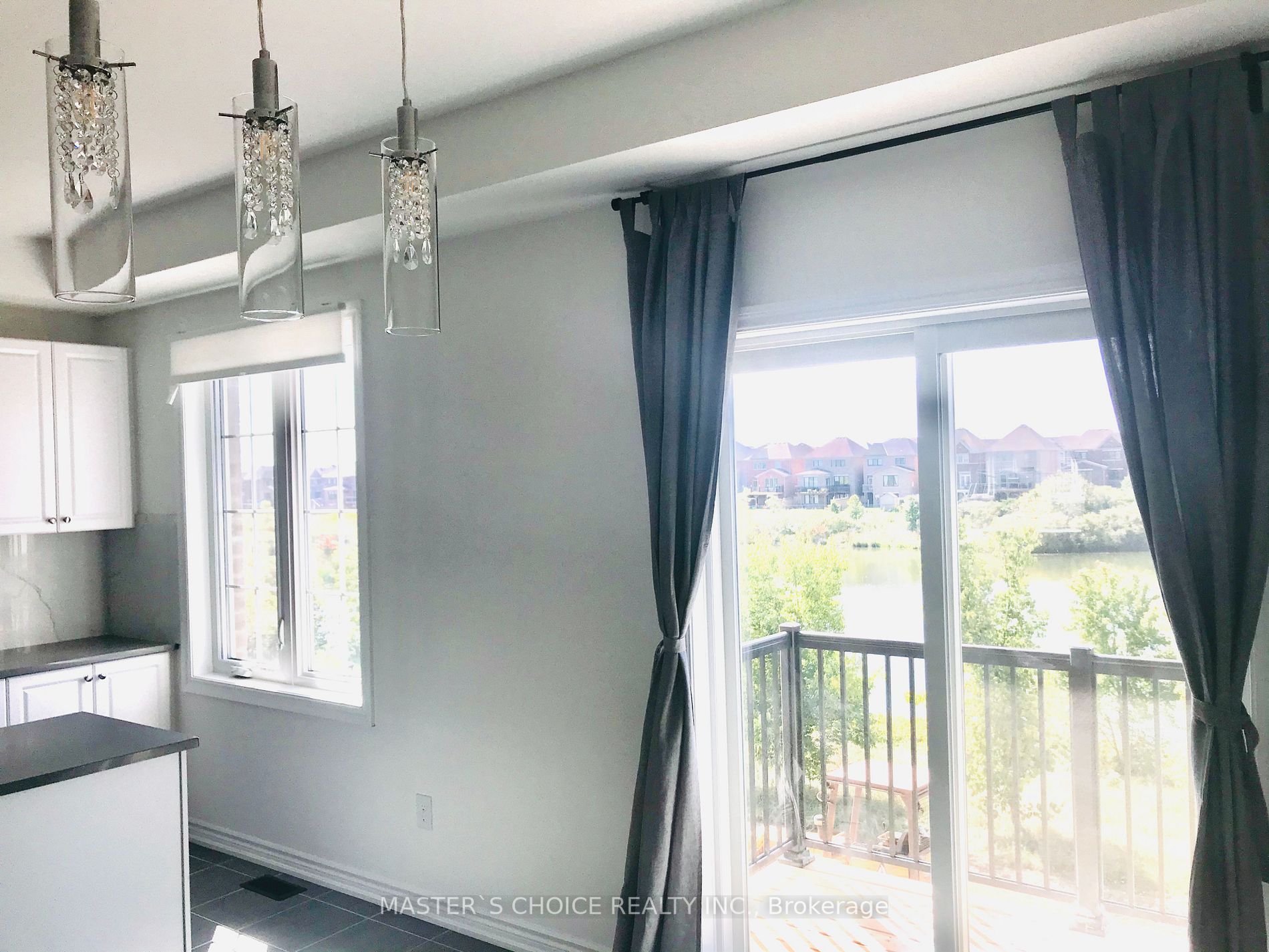 14 Pomarine Way