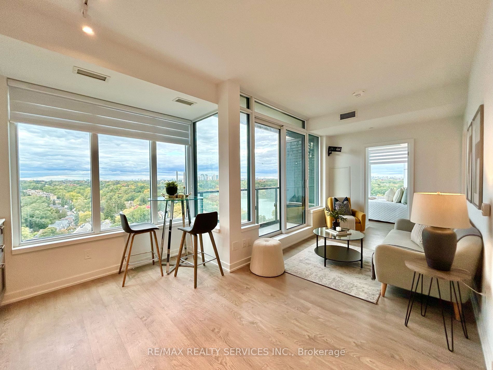 1926 Lake Shore Blvd W, ##1902