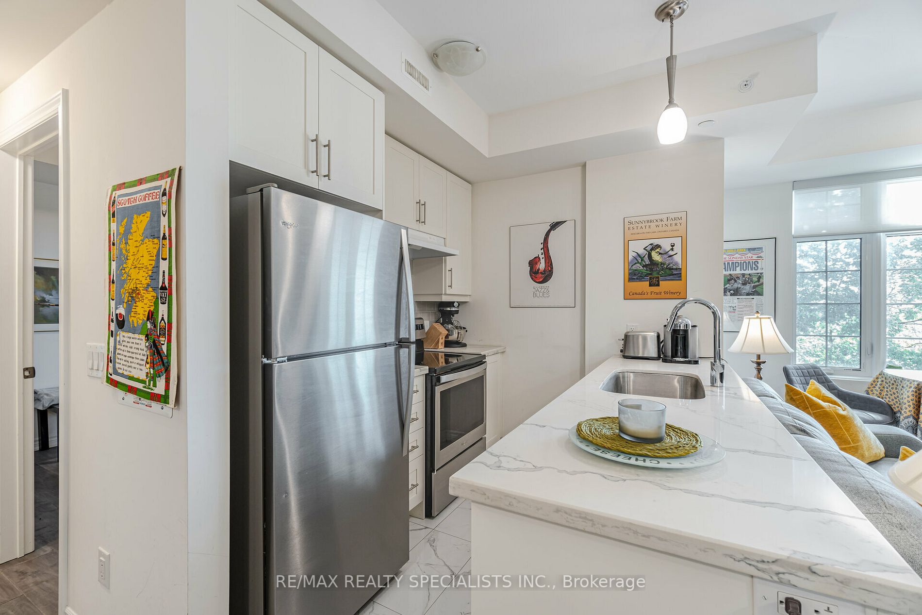 215 Broadway St, #208