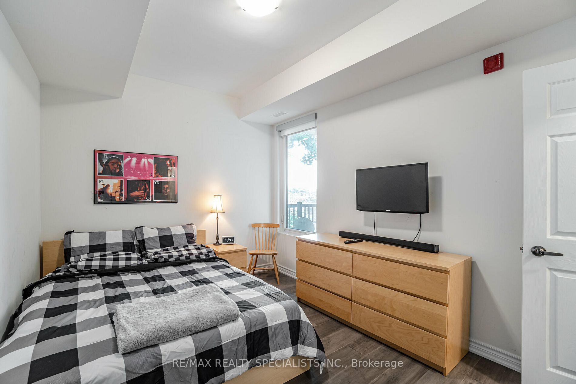 215 Broadway St, #208