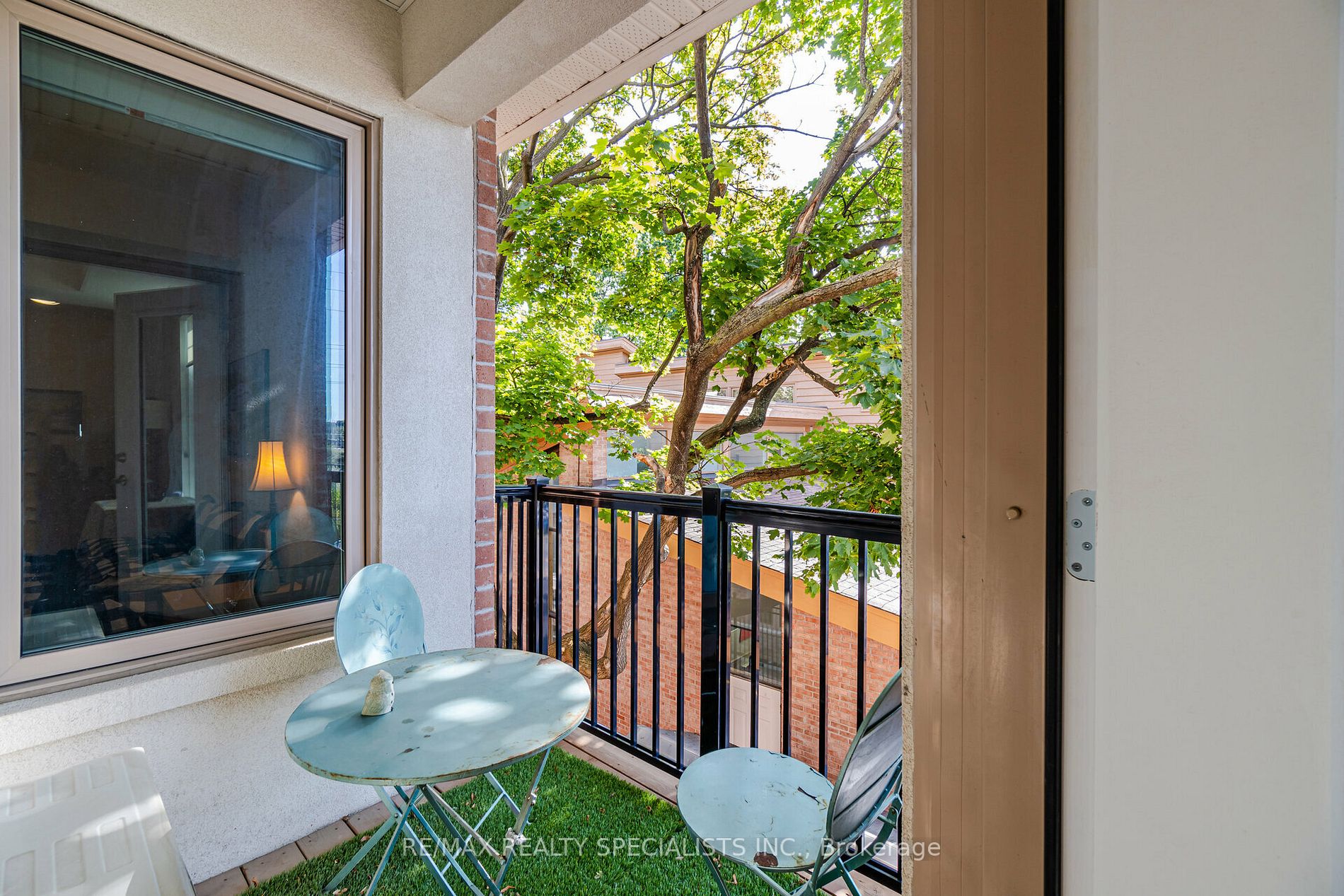 215 Broadway St, #208