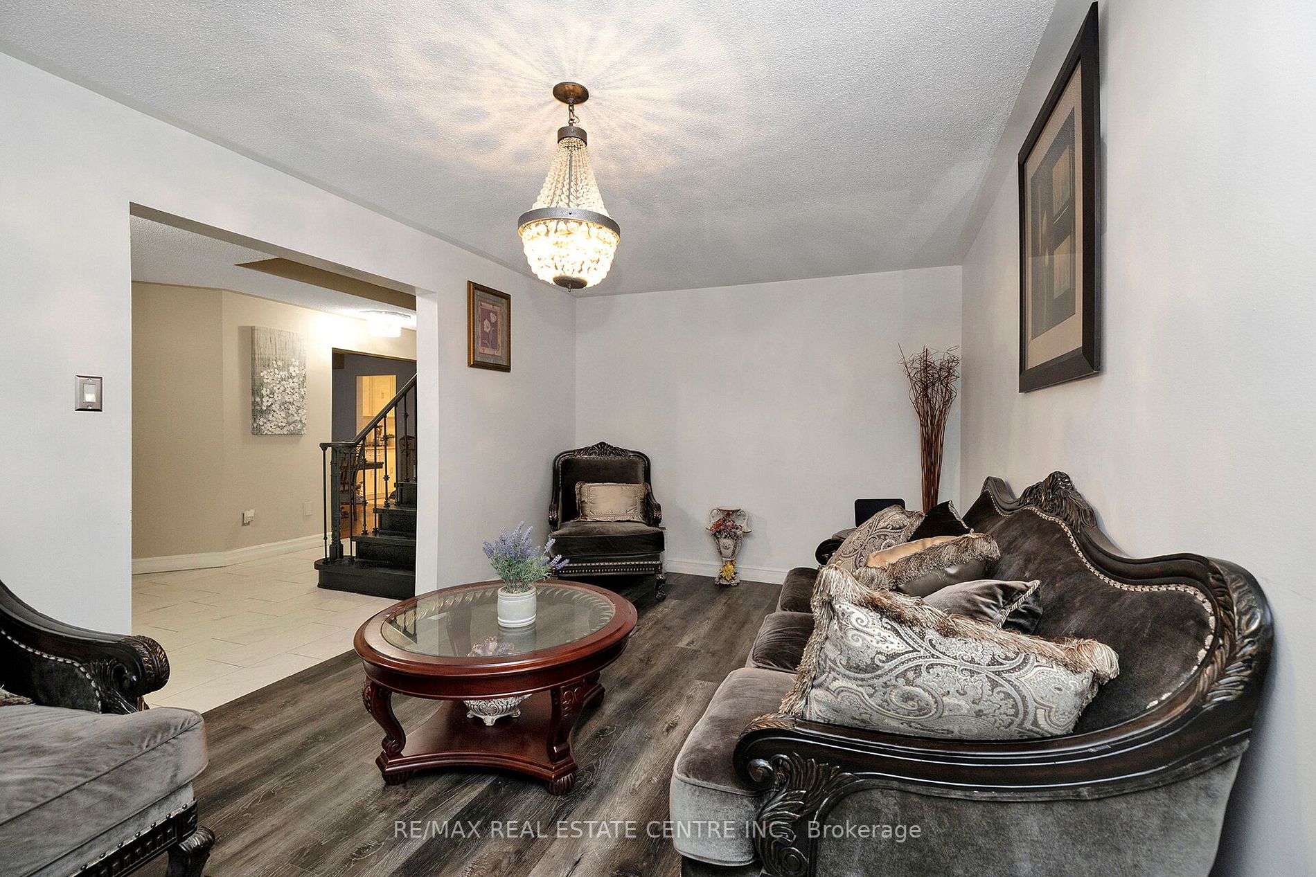 23 Kirk Dr