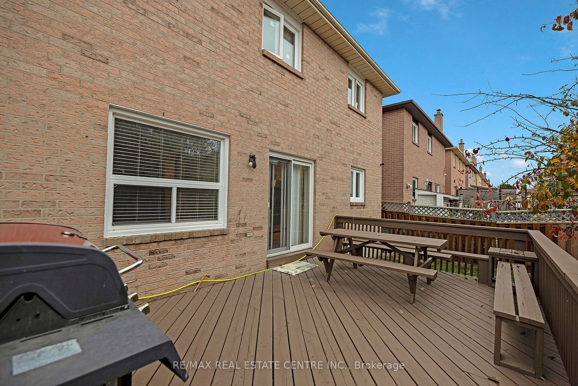 23 Kirk Dr