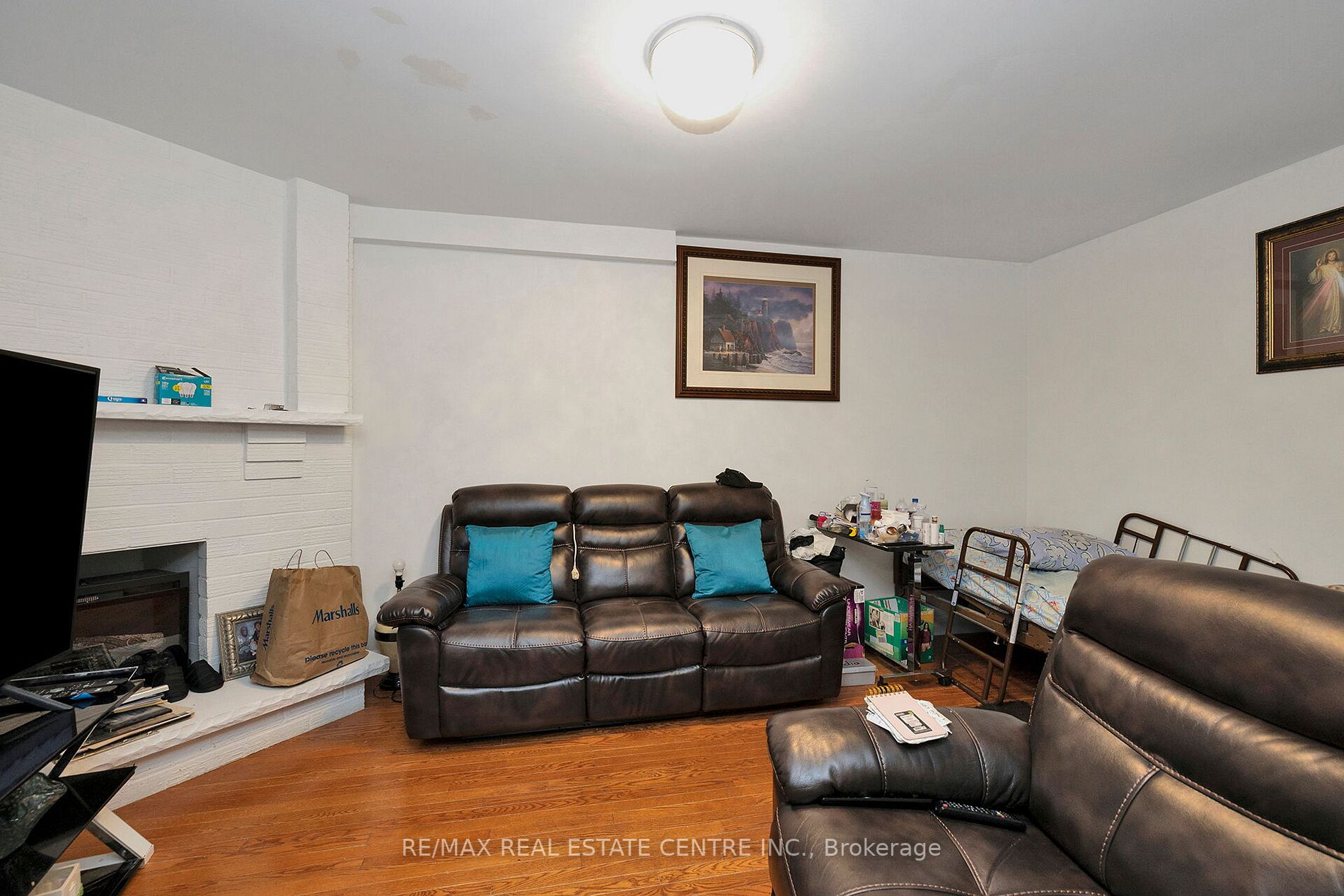 23 Kirk Dr