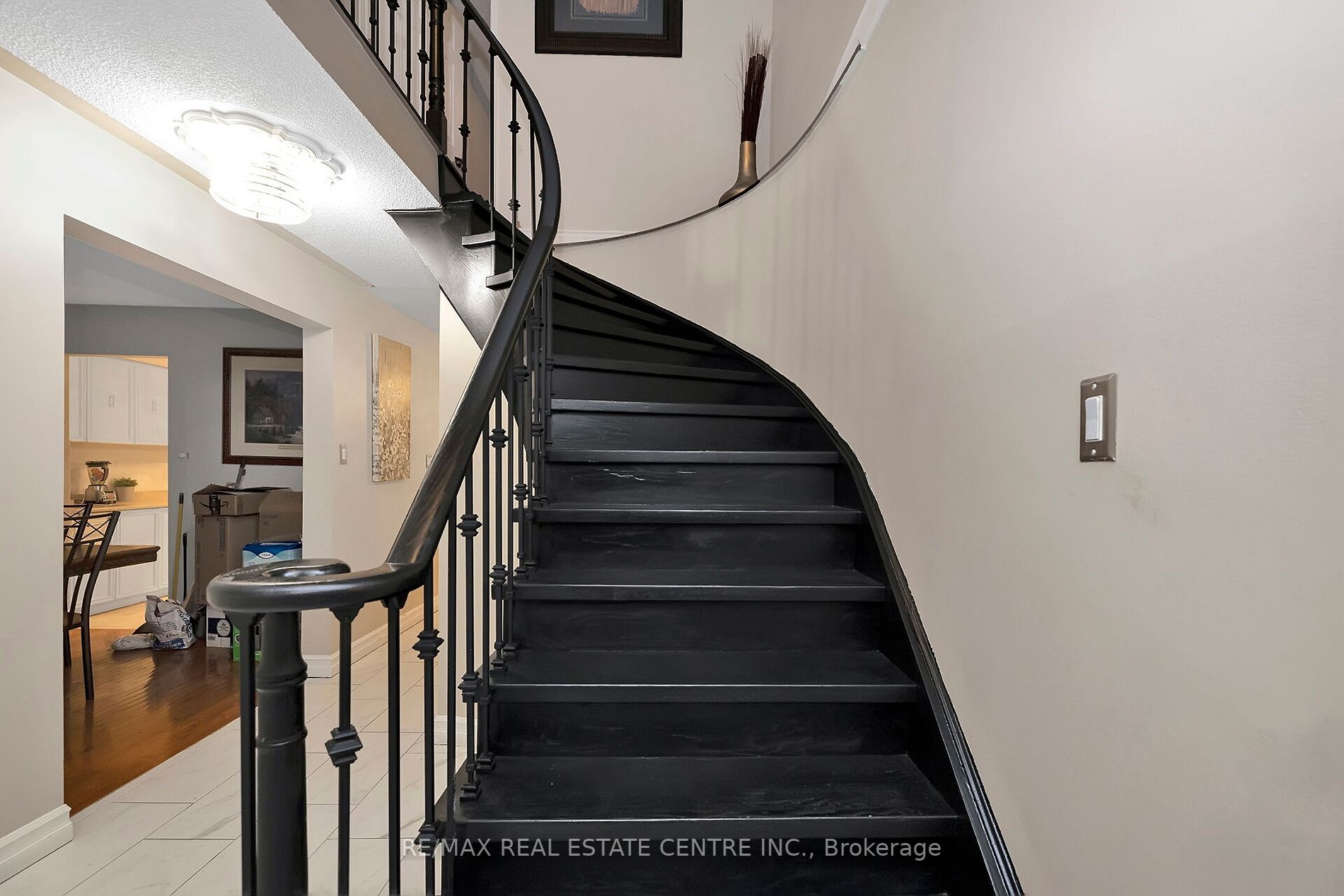 23 Kirk Dr