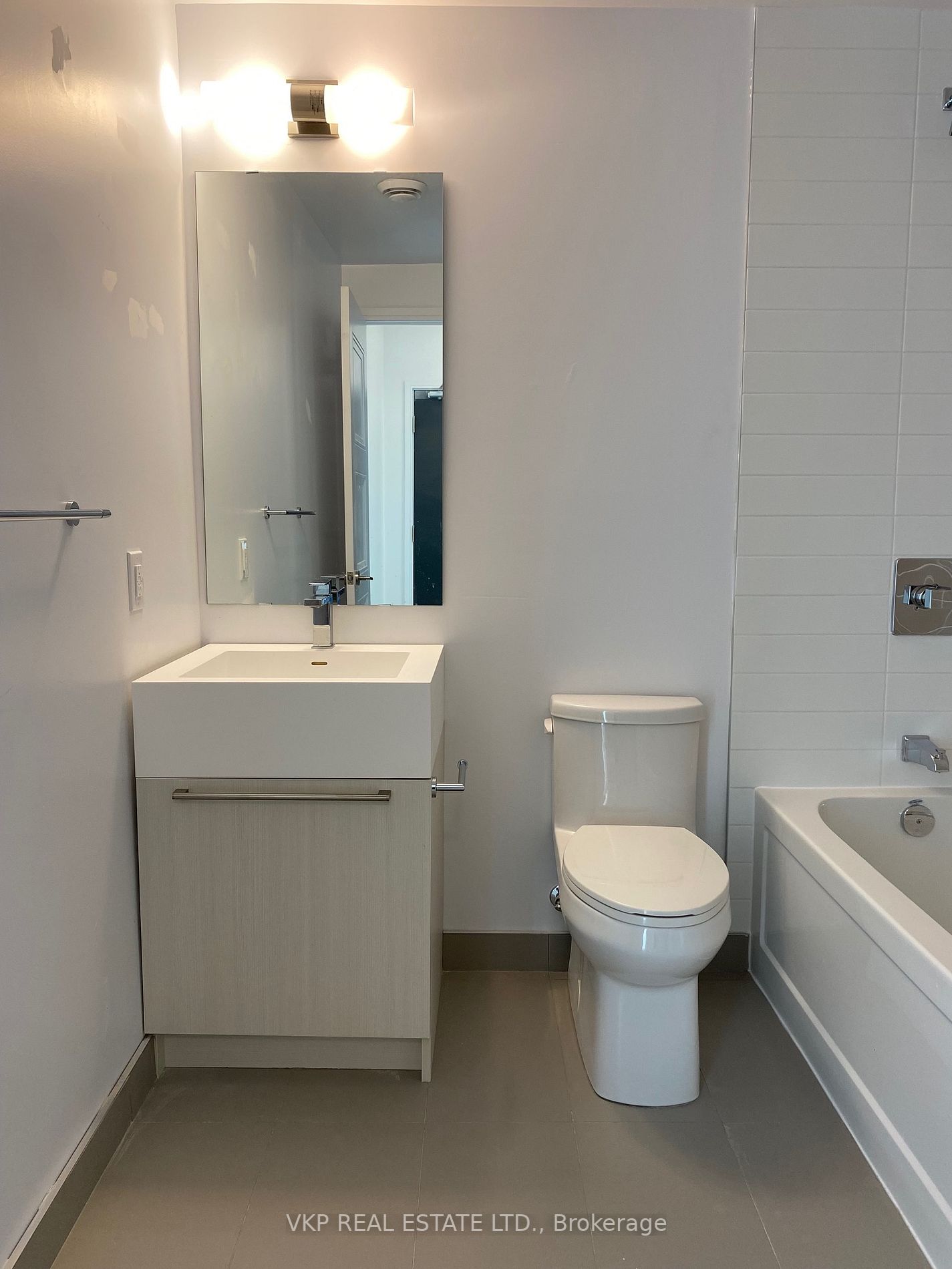 25 Neighbourhood Lane #1012