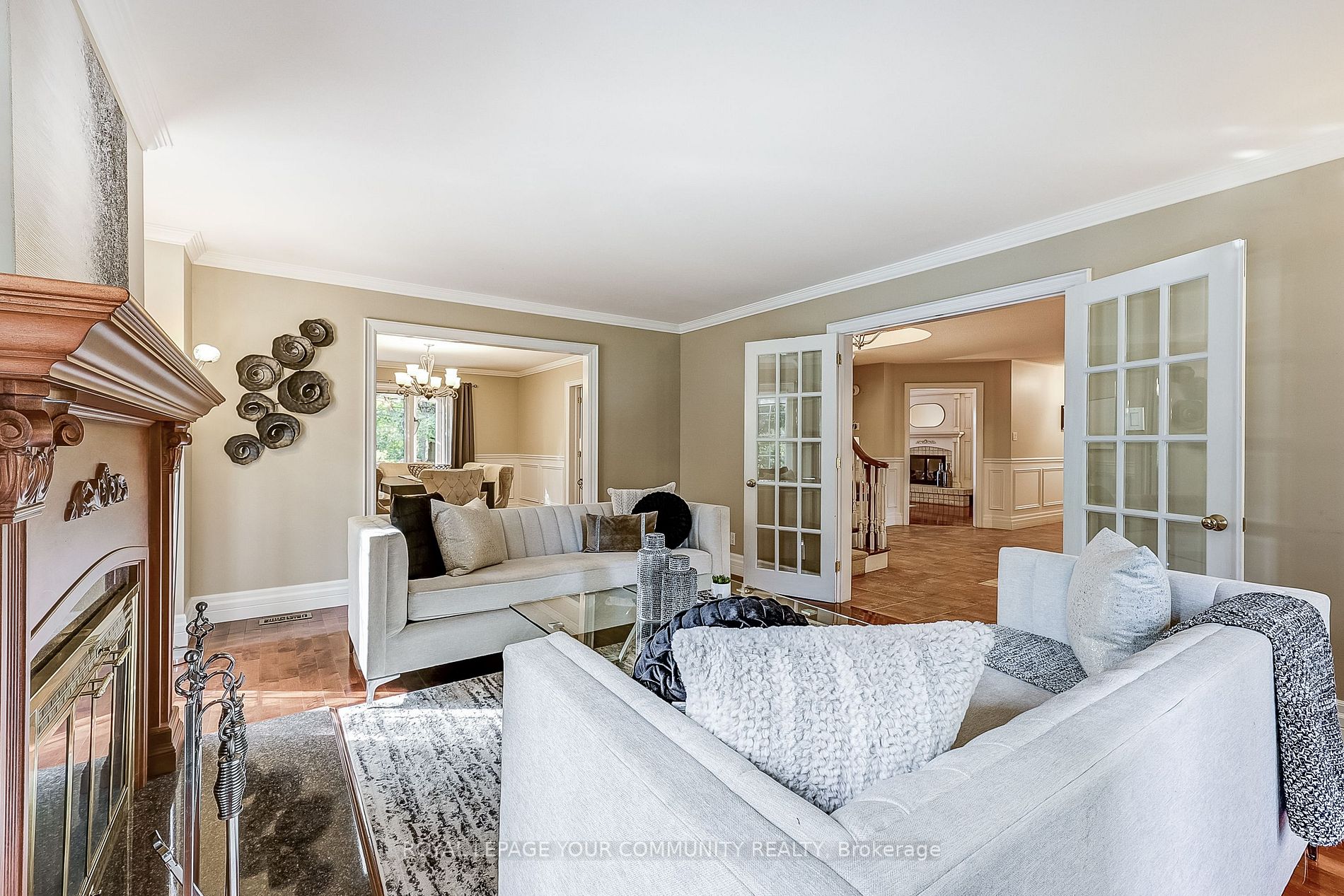 5 Oak Ridge Dr