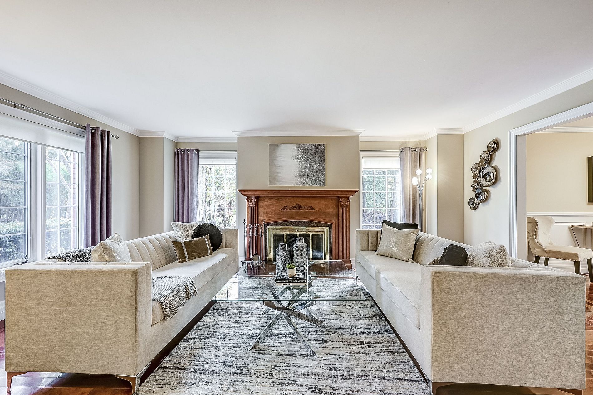 5 Oak Ridge Dr