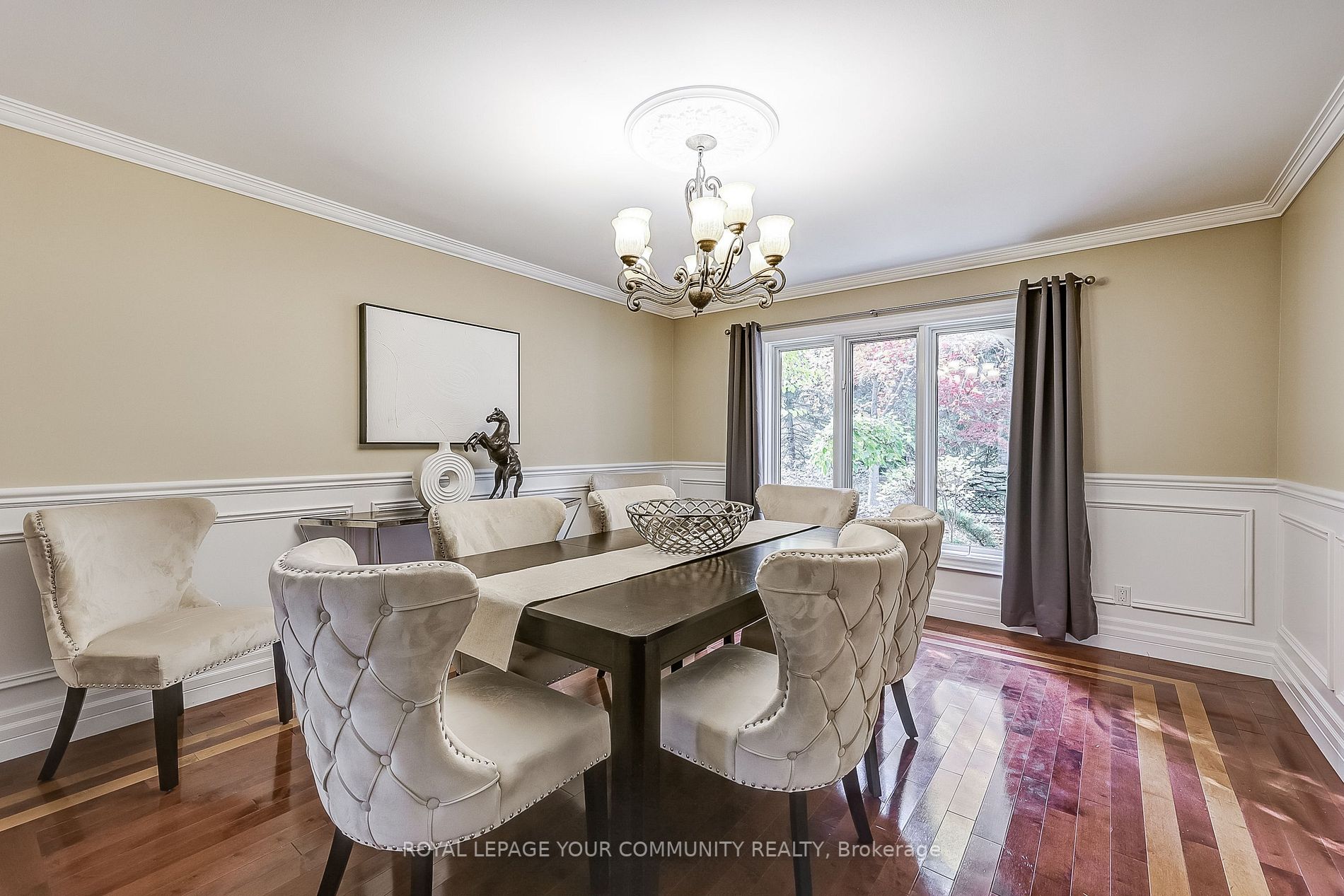 5 Oak Ridge Dr