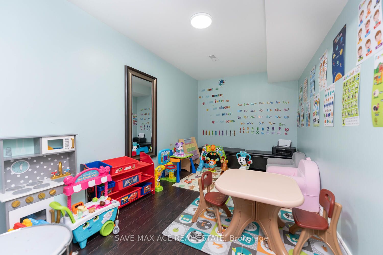 58 Fawnridge Rd