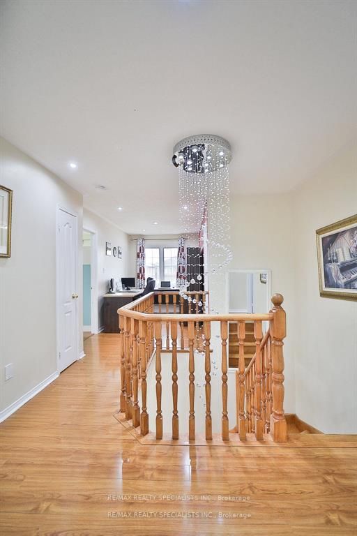 13 Florette Pl