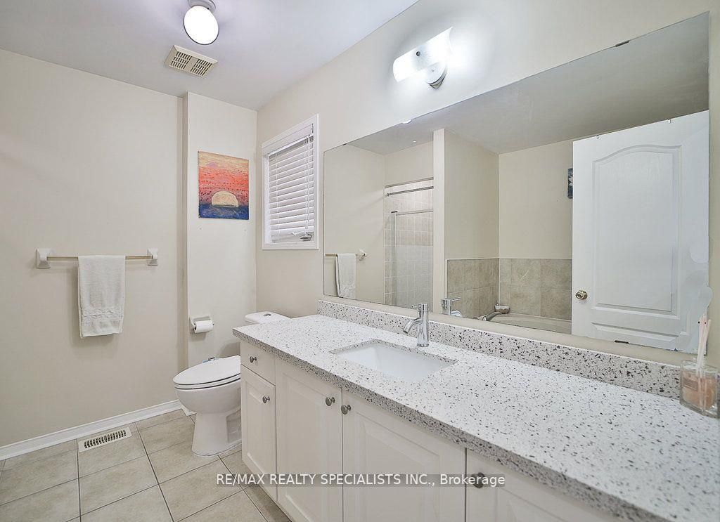 13 Florette Pl