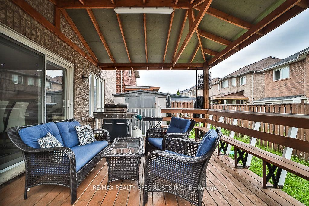 13 Florette Pl