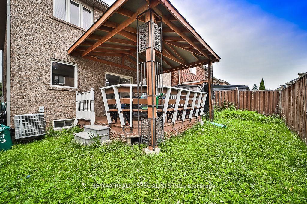 13 Florette Pl
