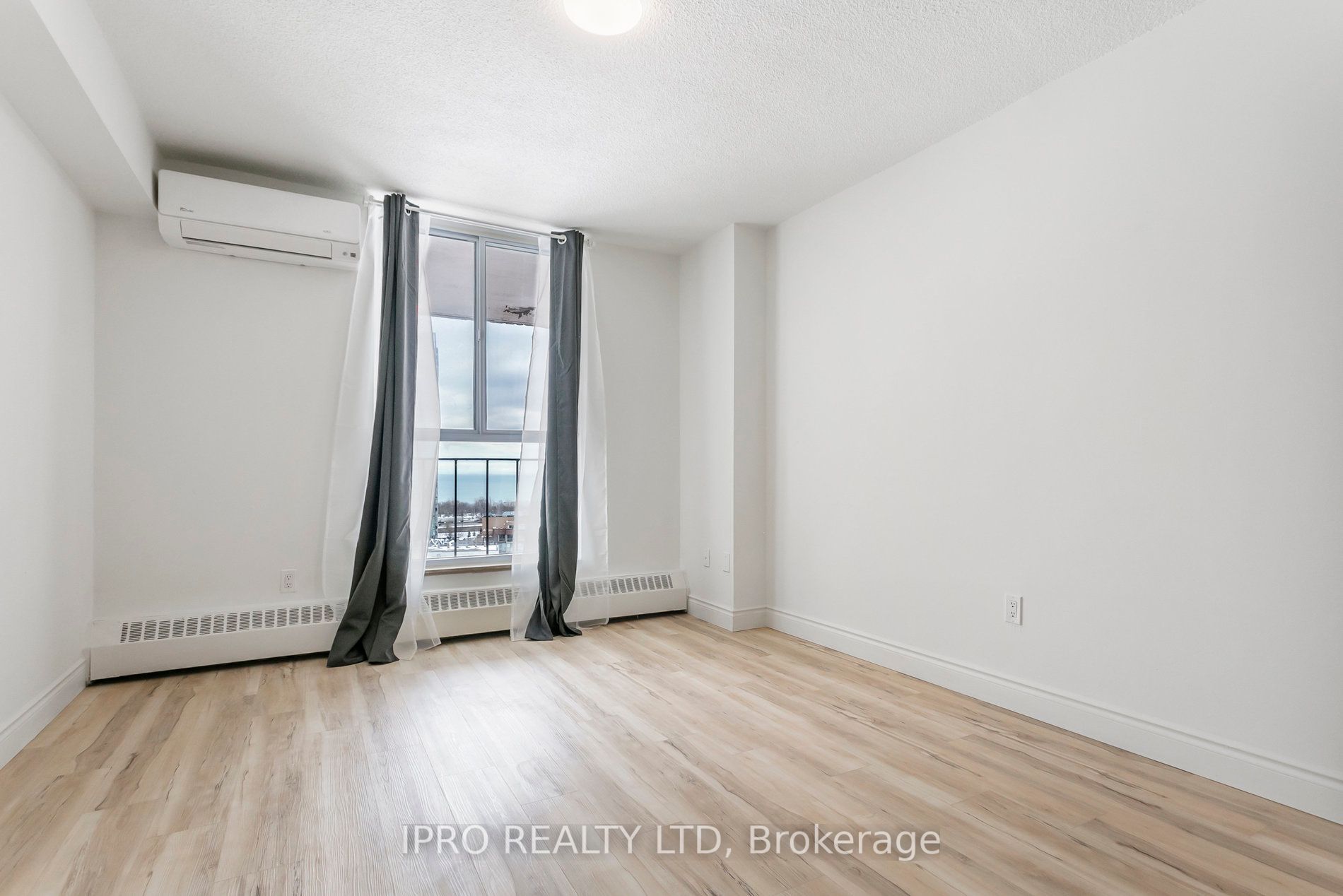 60 Southport St, #818