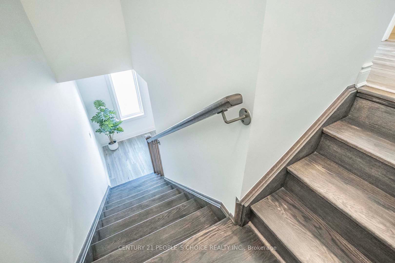 5184 Viola Desmond Dr