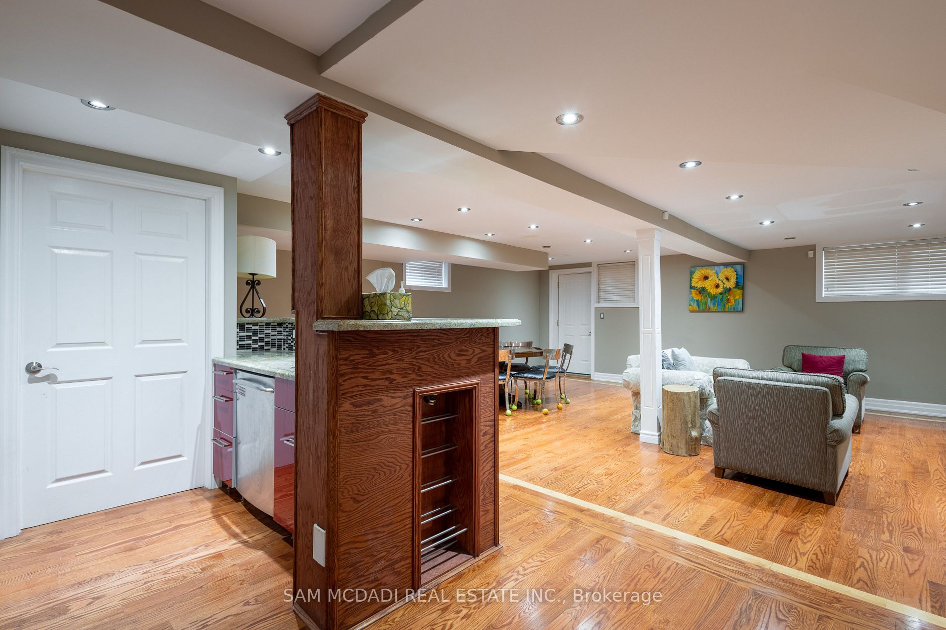 1142 Garden Rd