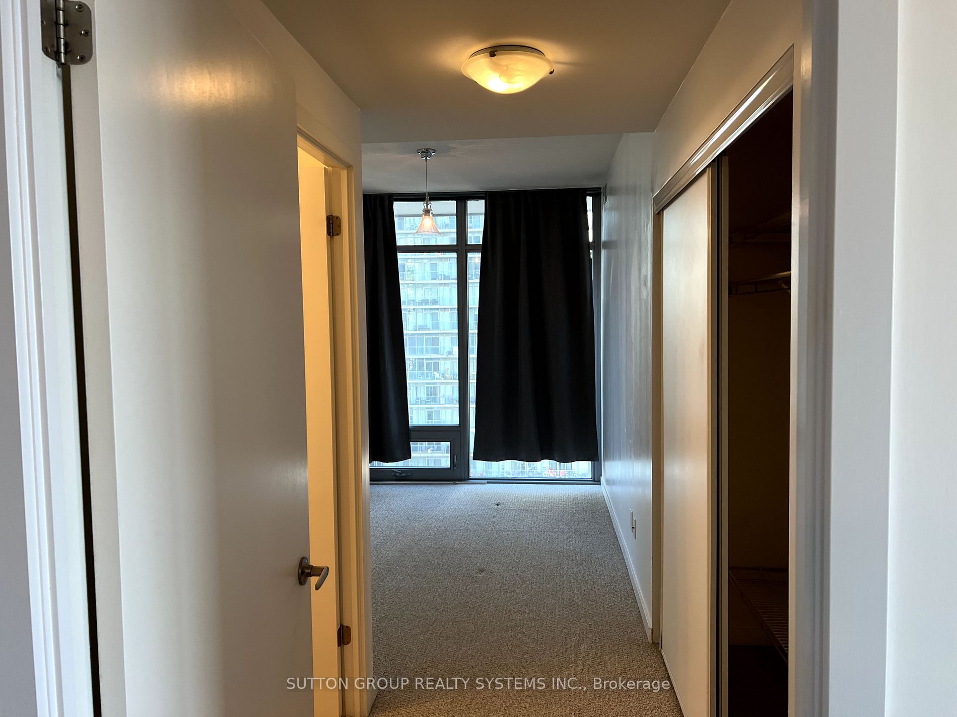 105 The Queensway, #1402