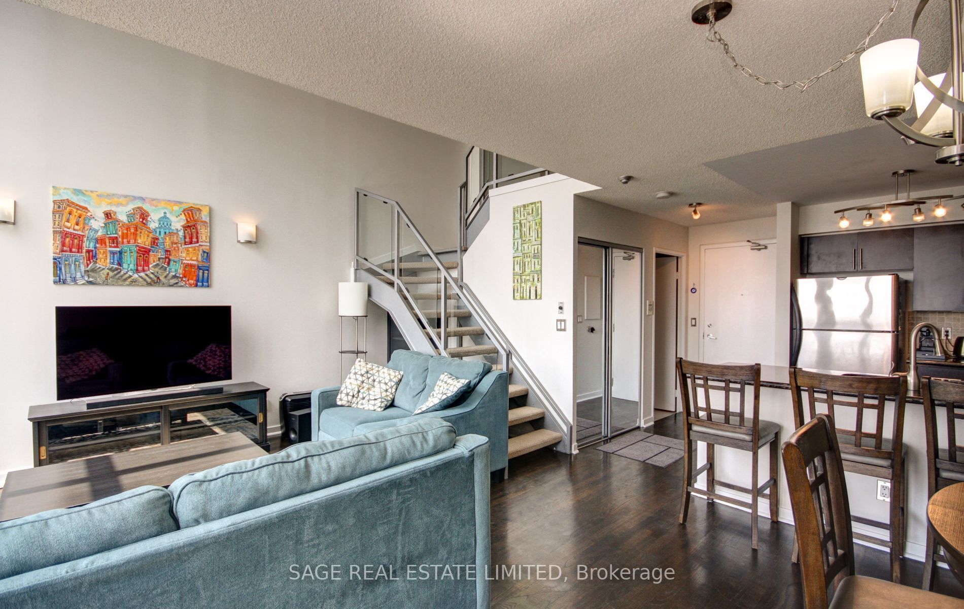 250 Manitoba St, #736
