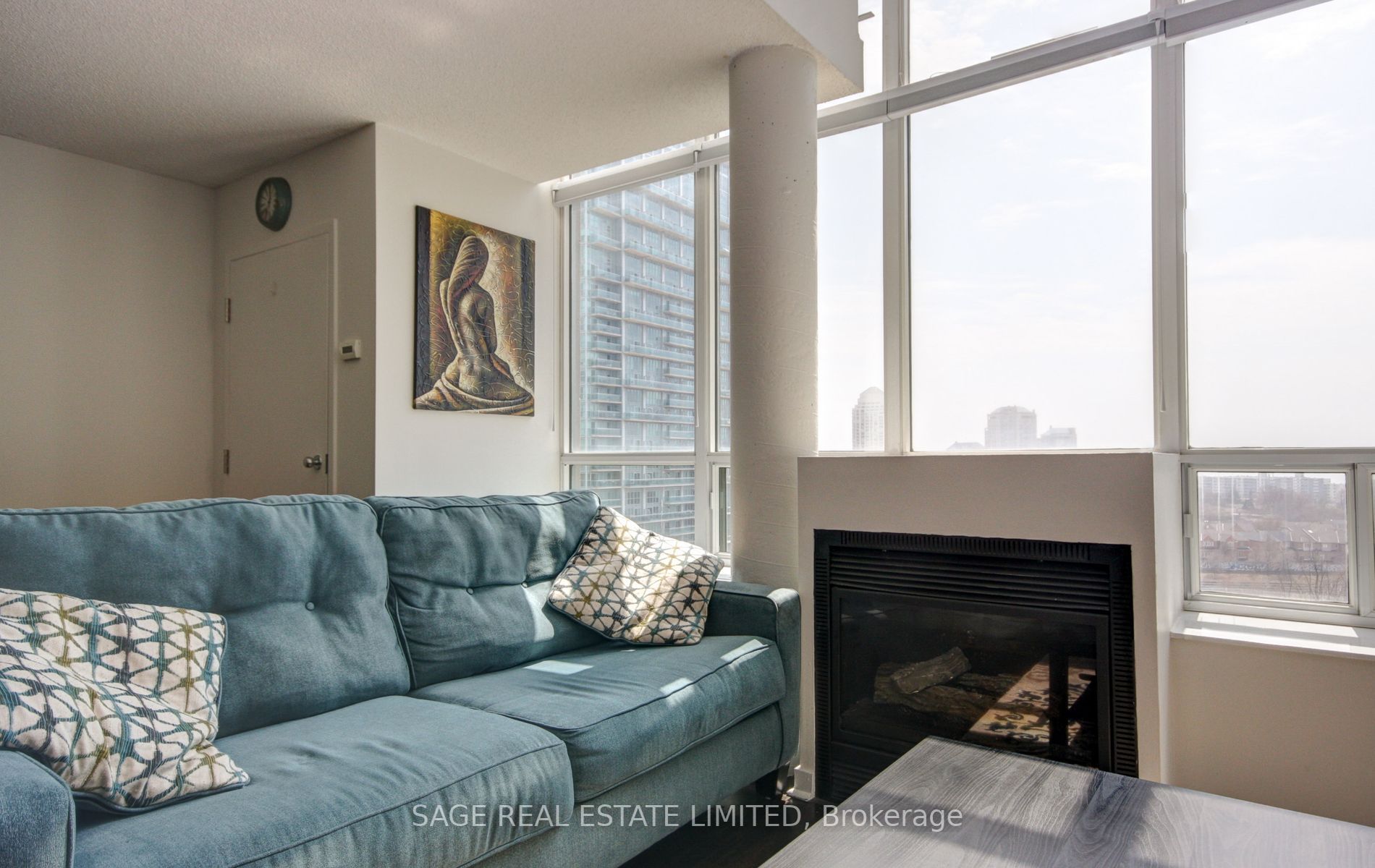 250 Manitoba St, #736