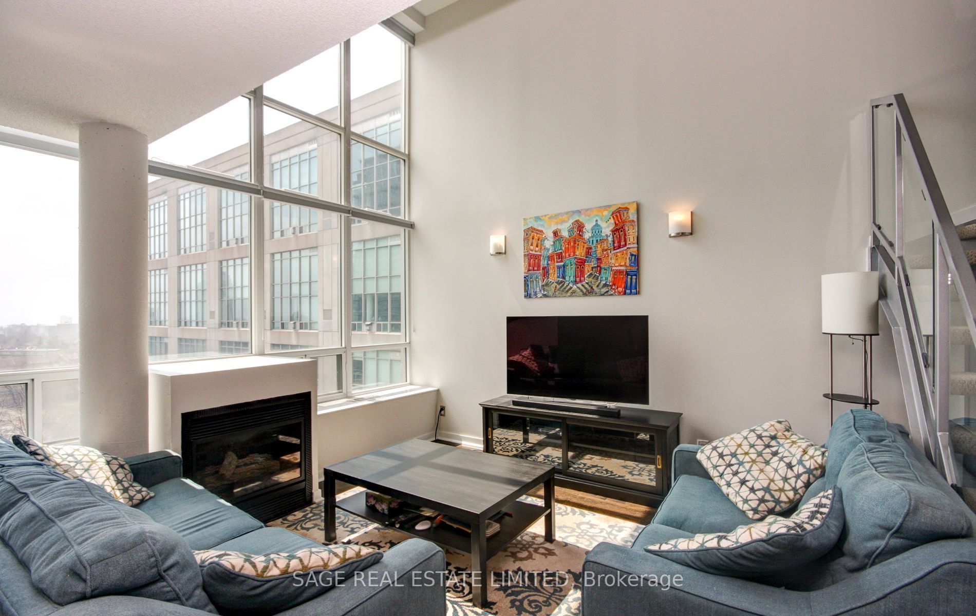 250 Manitoba St, #736