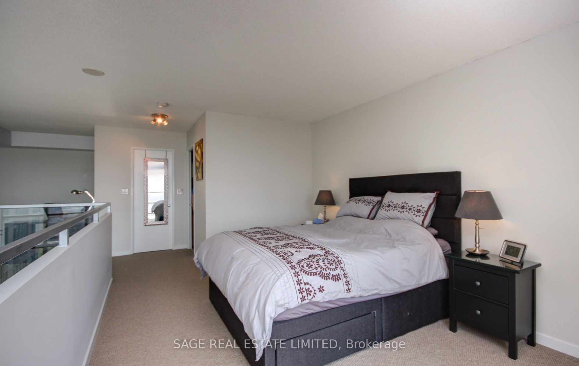 250 Manitoba St, #736