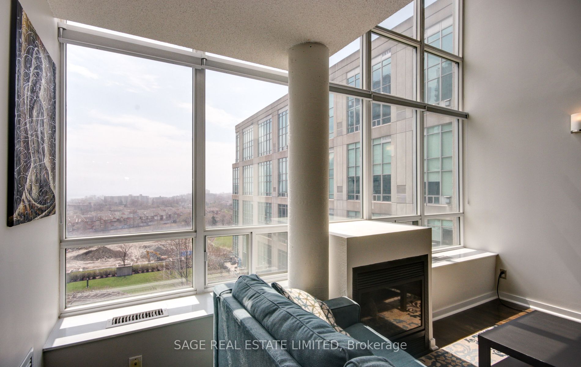 250 Manitoba St, #736
