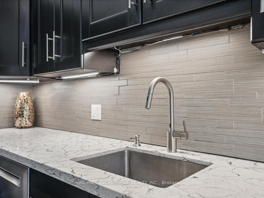 4045 Upper Middle Road #35