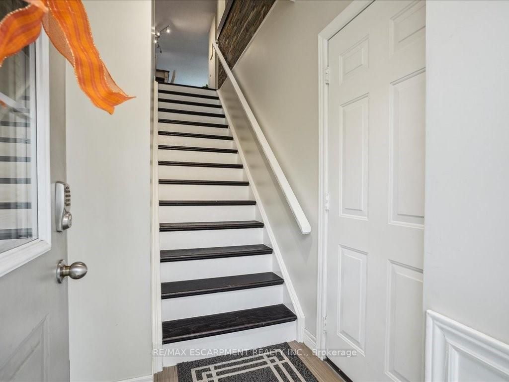 4045 Upper Middle Road #35