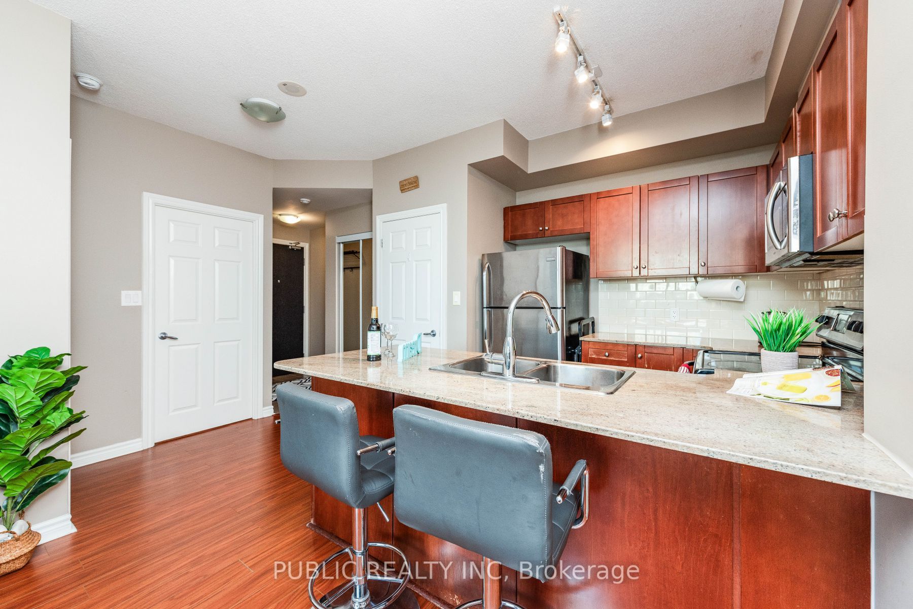 3504 Hurontario Street, ##509