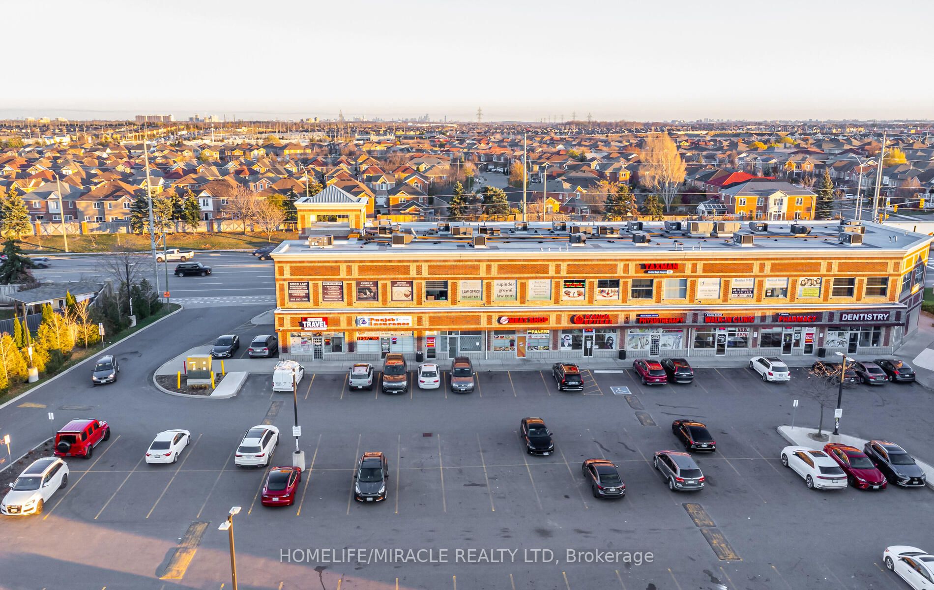 5 Brisdale Dr, #206