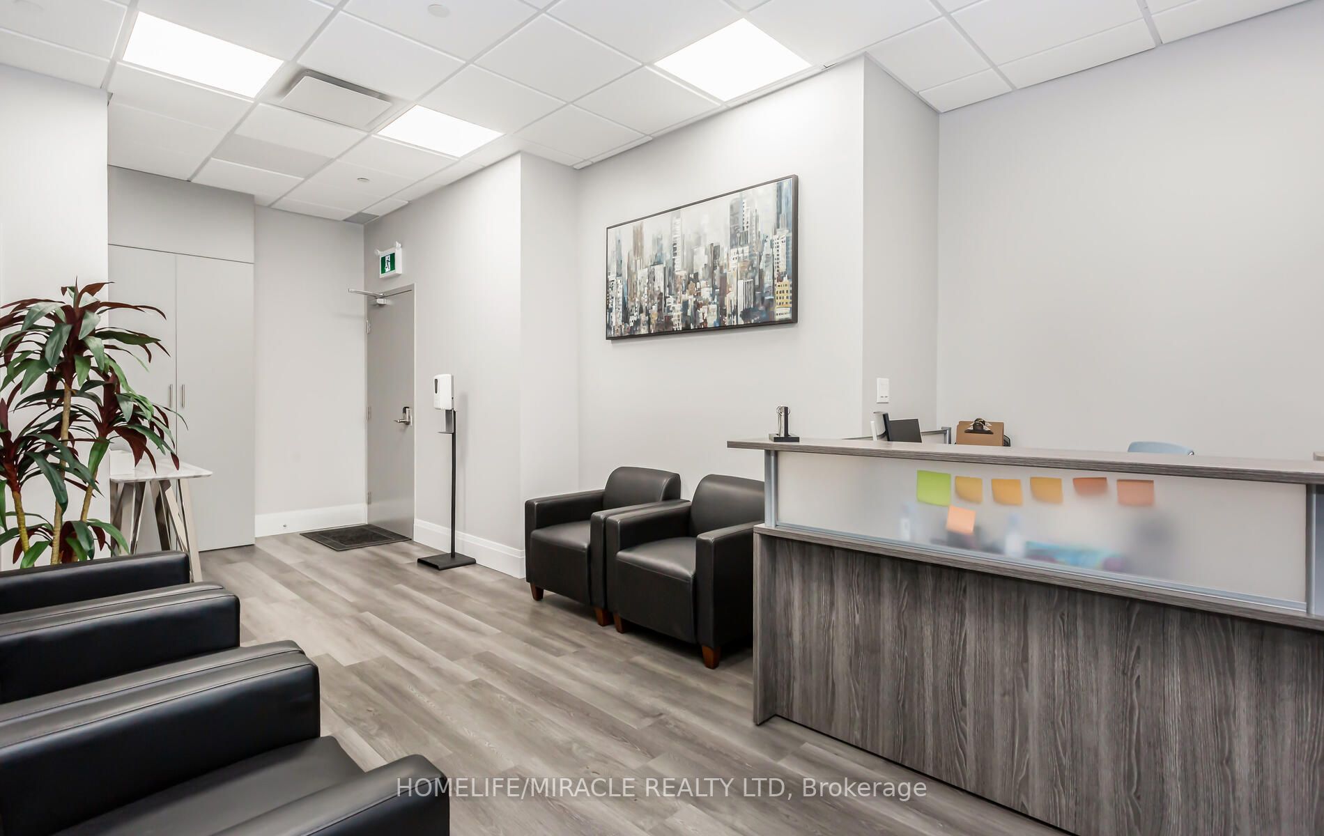 5 Brisdale Dr, #206