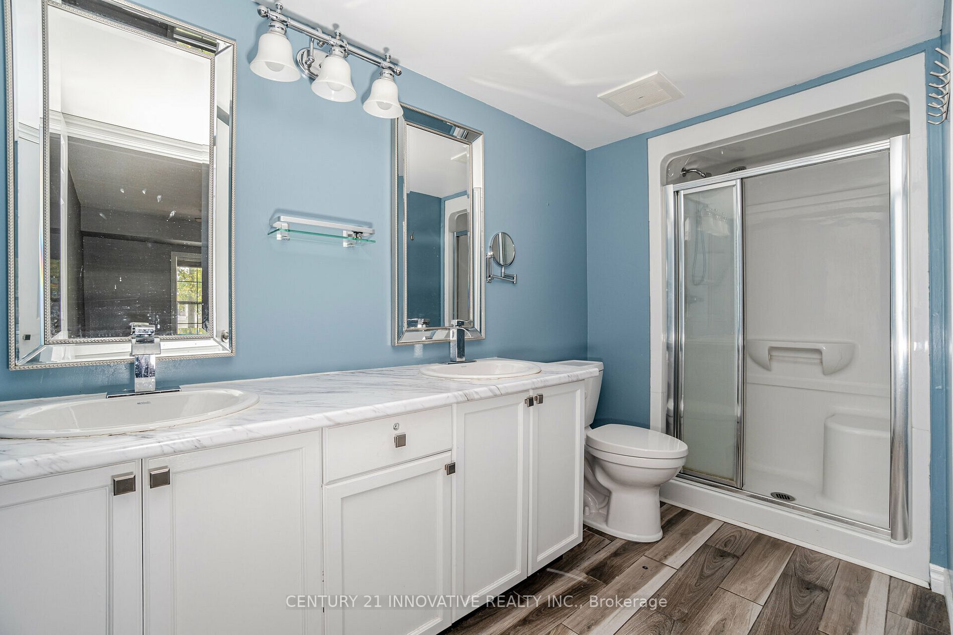 1491 Maple Avenue, #111