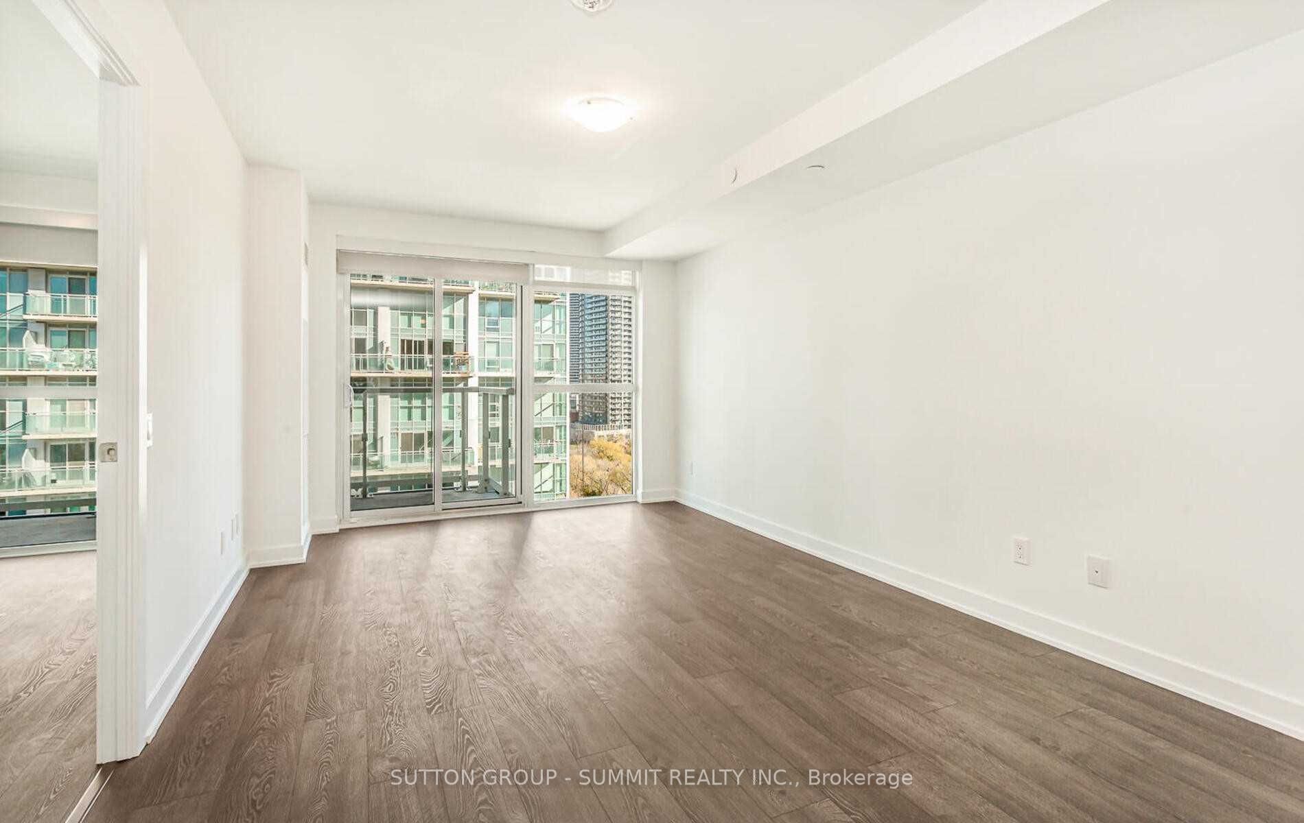 251 Manitoba Street, #1003