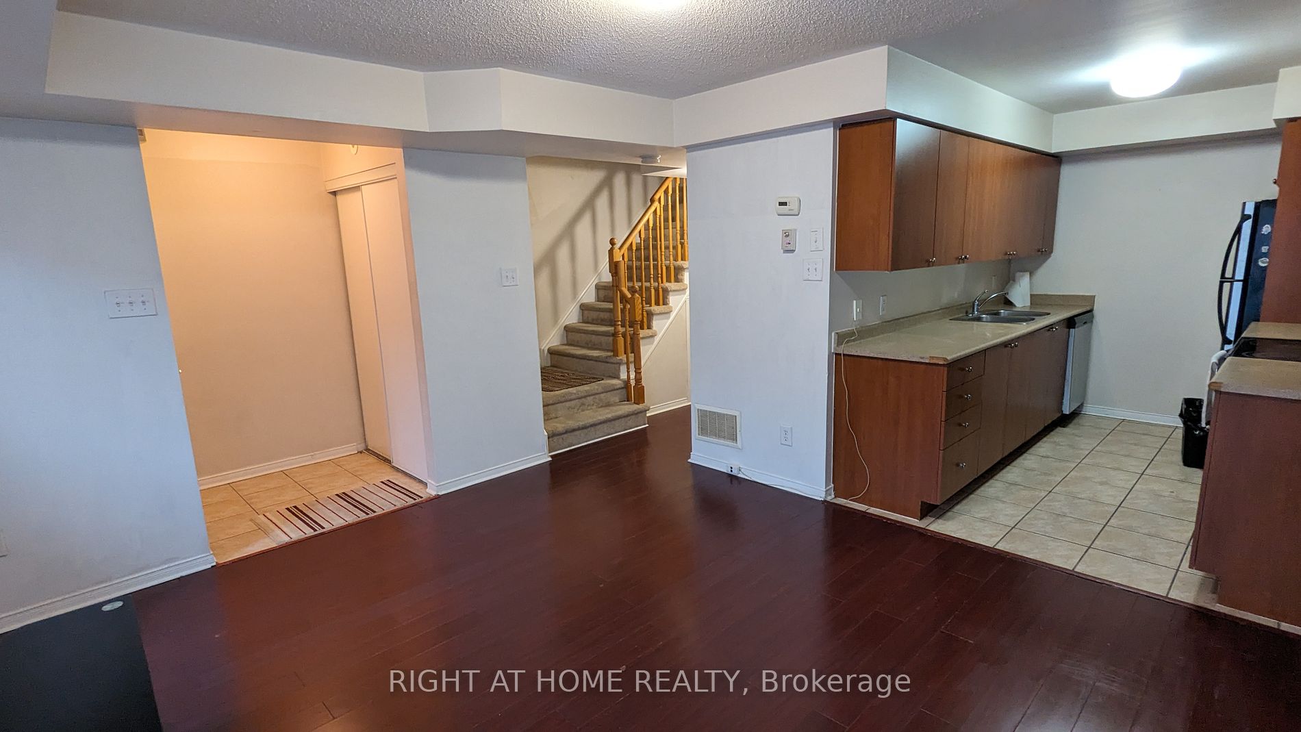 4975 Southampton Drive, #337