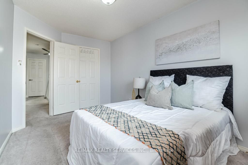 200 Cresthaven Rd, #109